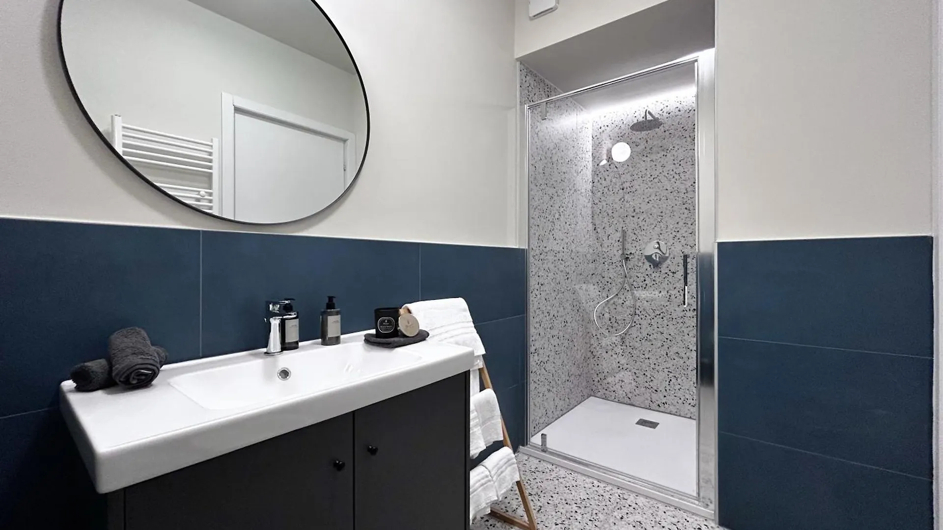 Apartamento Vitrail Studio Metro M1 Rembrandt 45 Milán